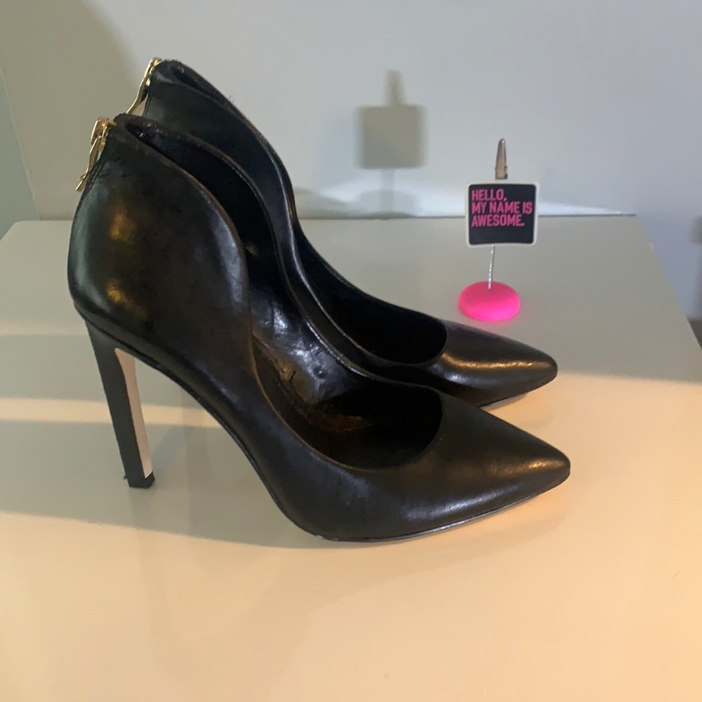✨KILLER✨ Black Pumps! 7.5.